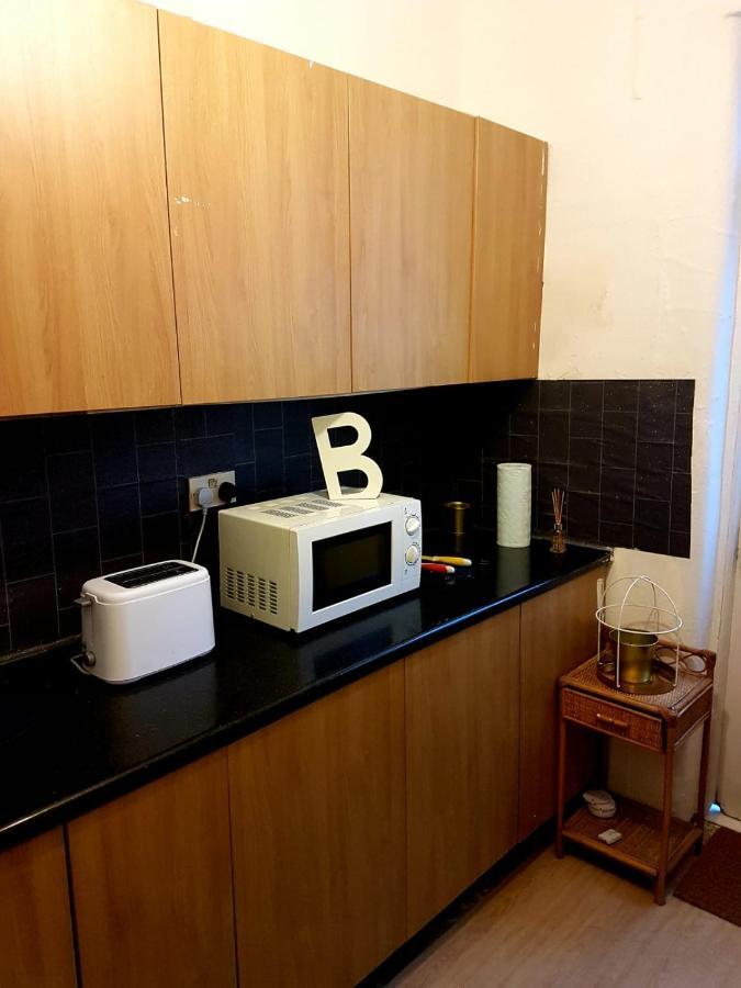 Budget House In Gants Hill Ilford Exterior photo